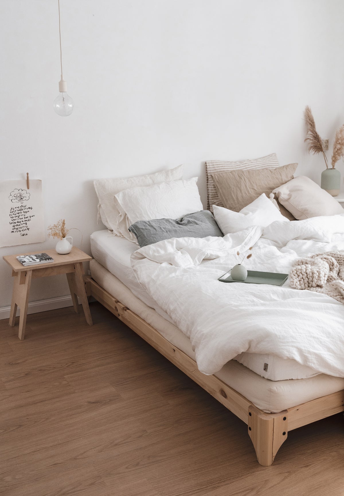 ELAN BED CLEAR LACQUERED 160 X 200