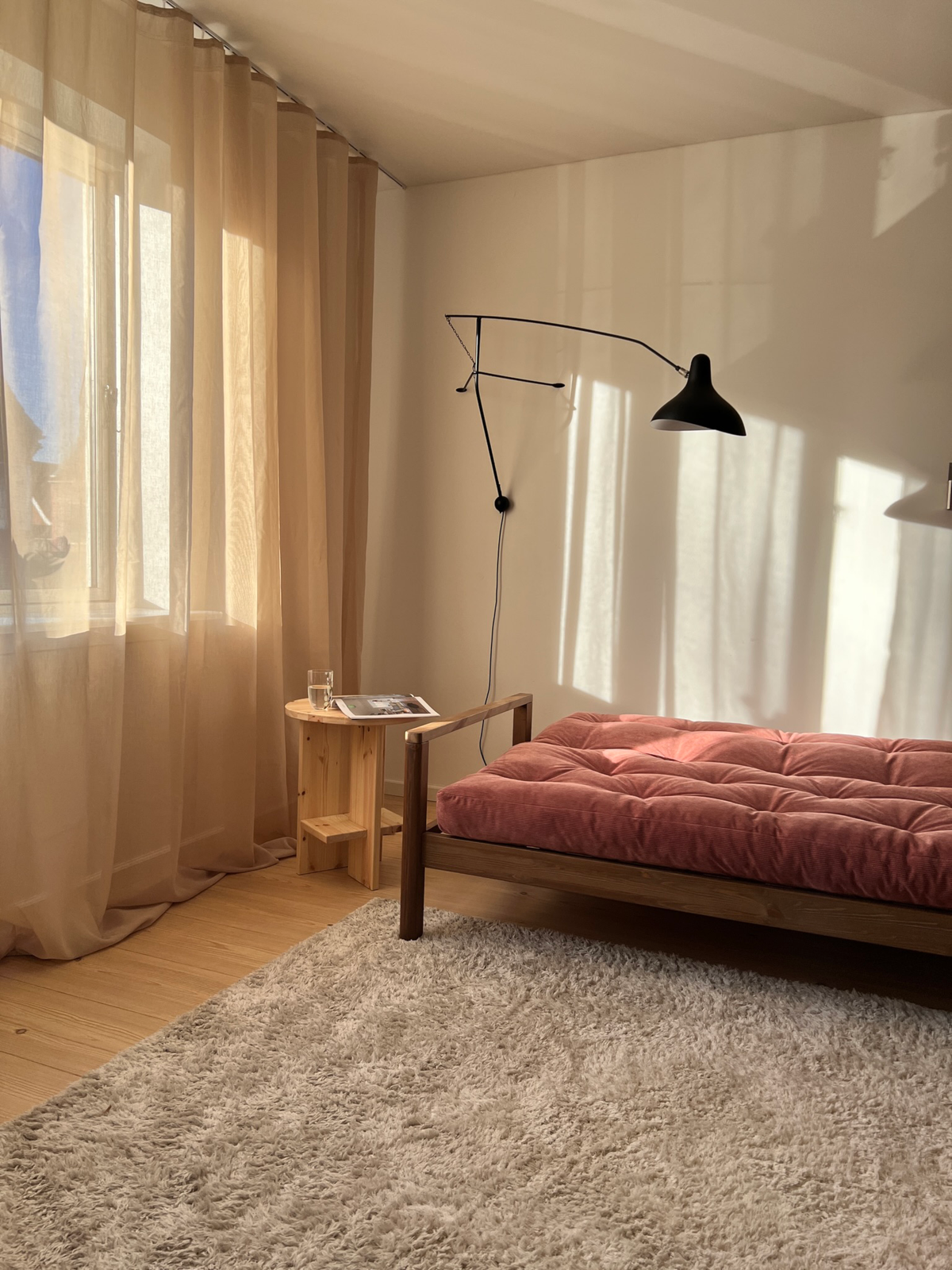 KNOB CAROB BROWN W. 5-LAYER MIXED MATTRESS WHEAT BEIGE