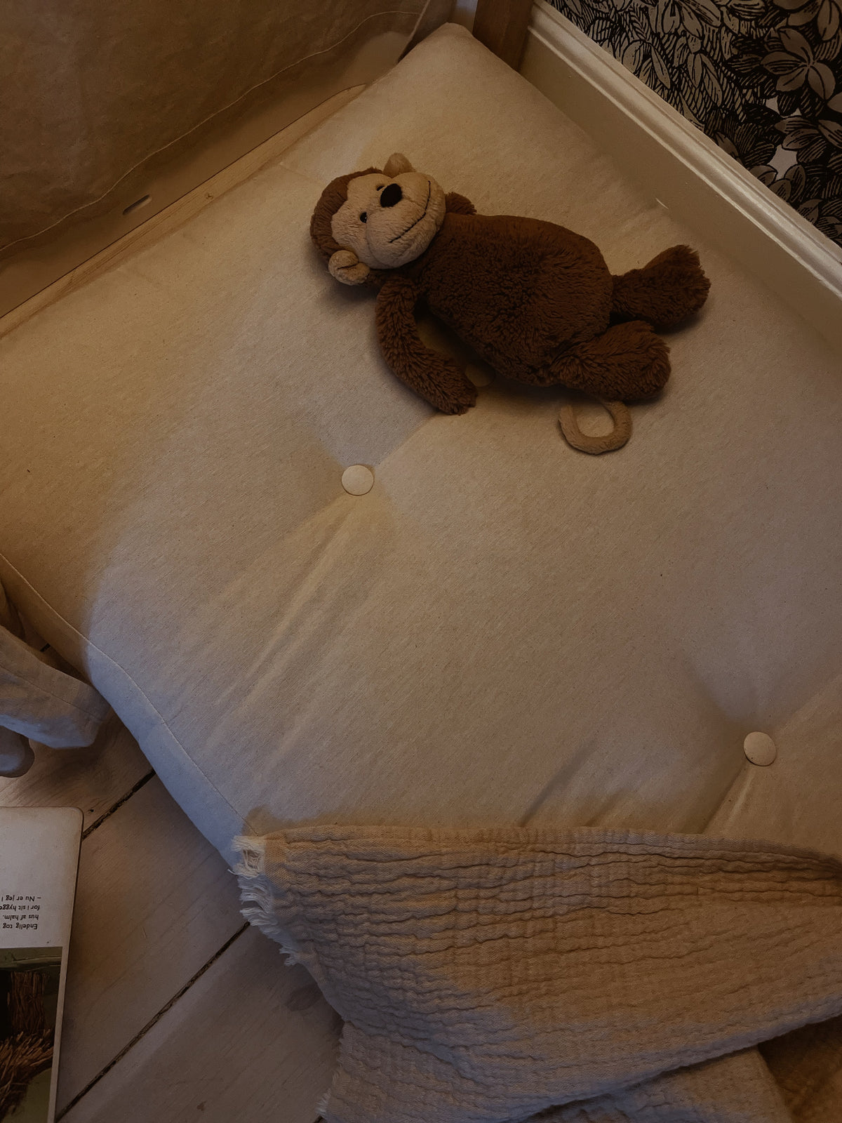 MINI HIPPO CHAIR MARRON
