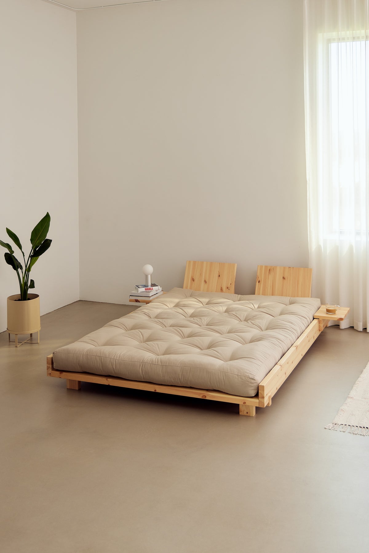 SOCIAL BED CAROB BROWN 180 X 200 W. 2 PCS BACK RESTS AND 2 PCS SIDE TABLES