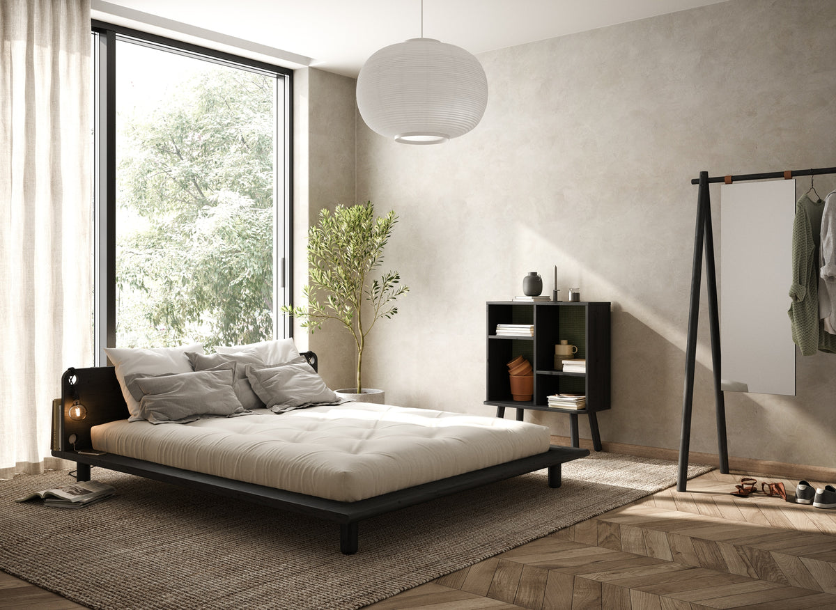 PEEK BED BLACK LACQUERED 140 X 200 W. 2 BED LAMPS