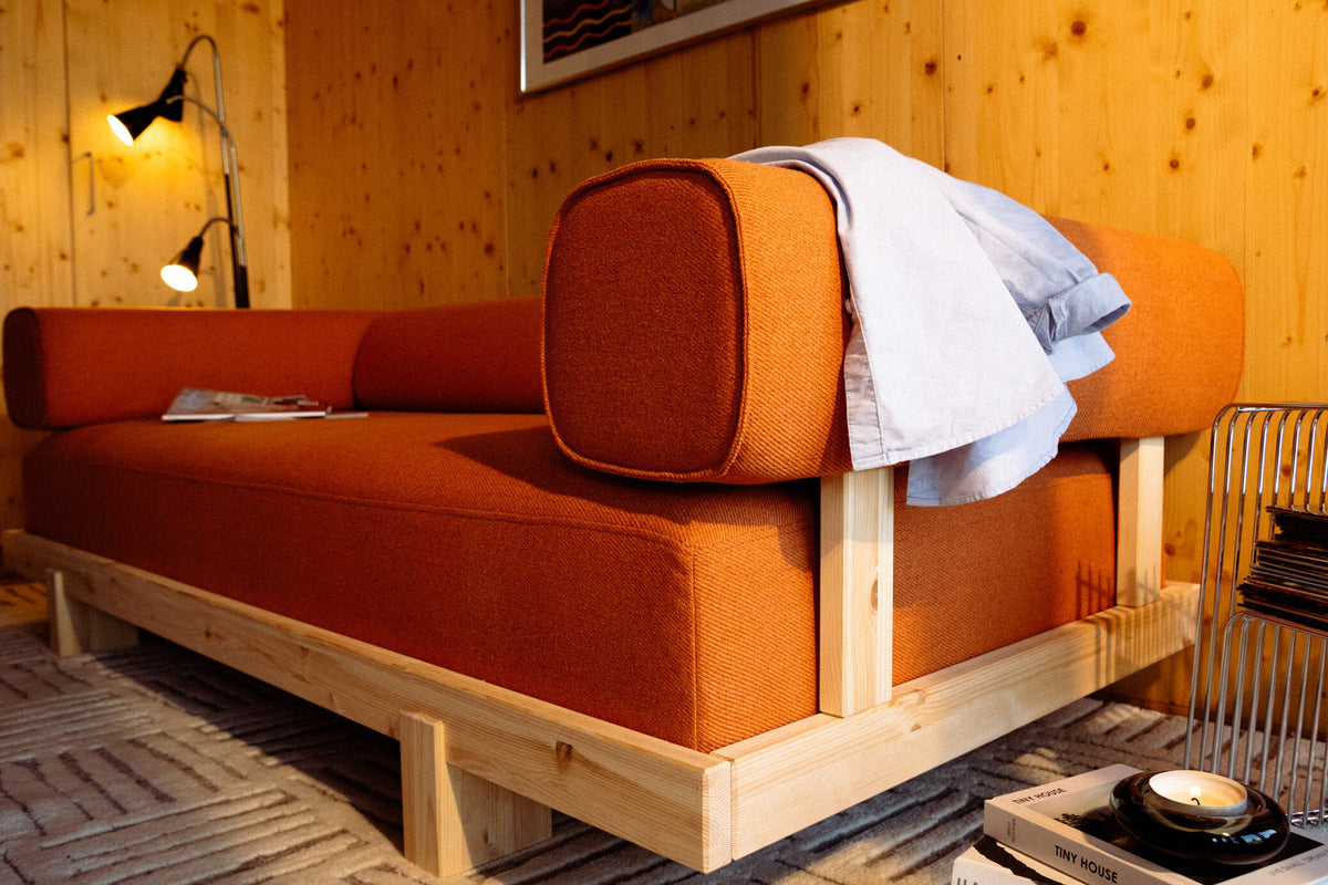 STAY RAW W. VINTAGE ORANGE