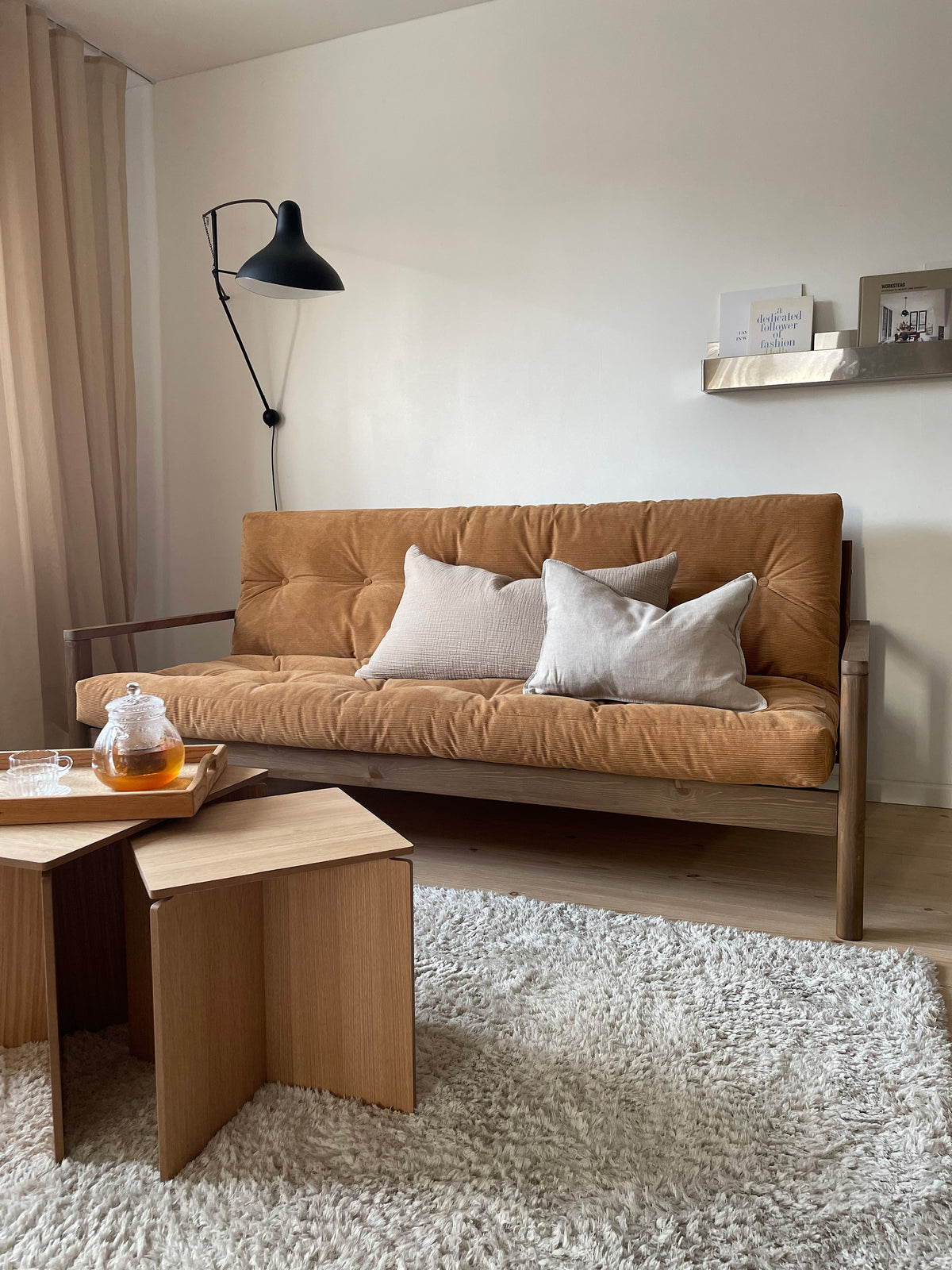POIGNÉE CLAIRE VERNISSEE AVEC MATELAS MIXTE 5 COUCHES MAT NATUREL
