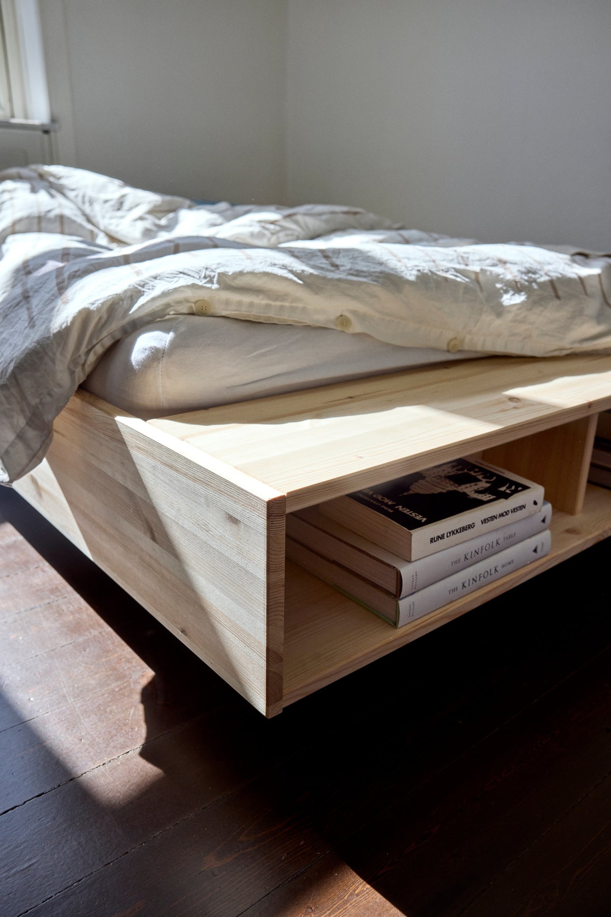 MERGE BED RAW 160 x 200