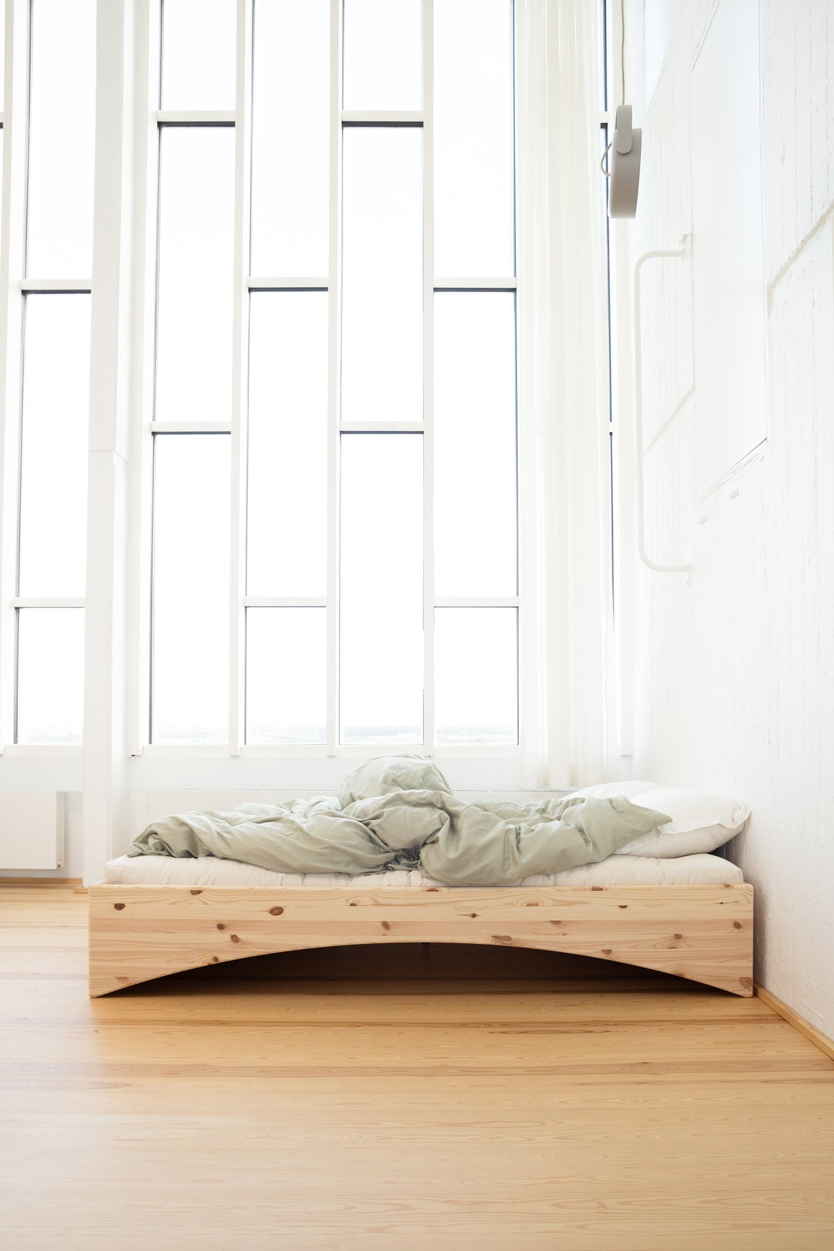 ORBIT BED RAW 140 X 200