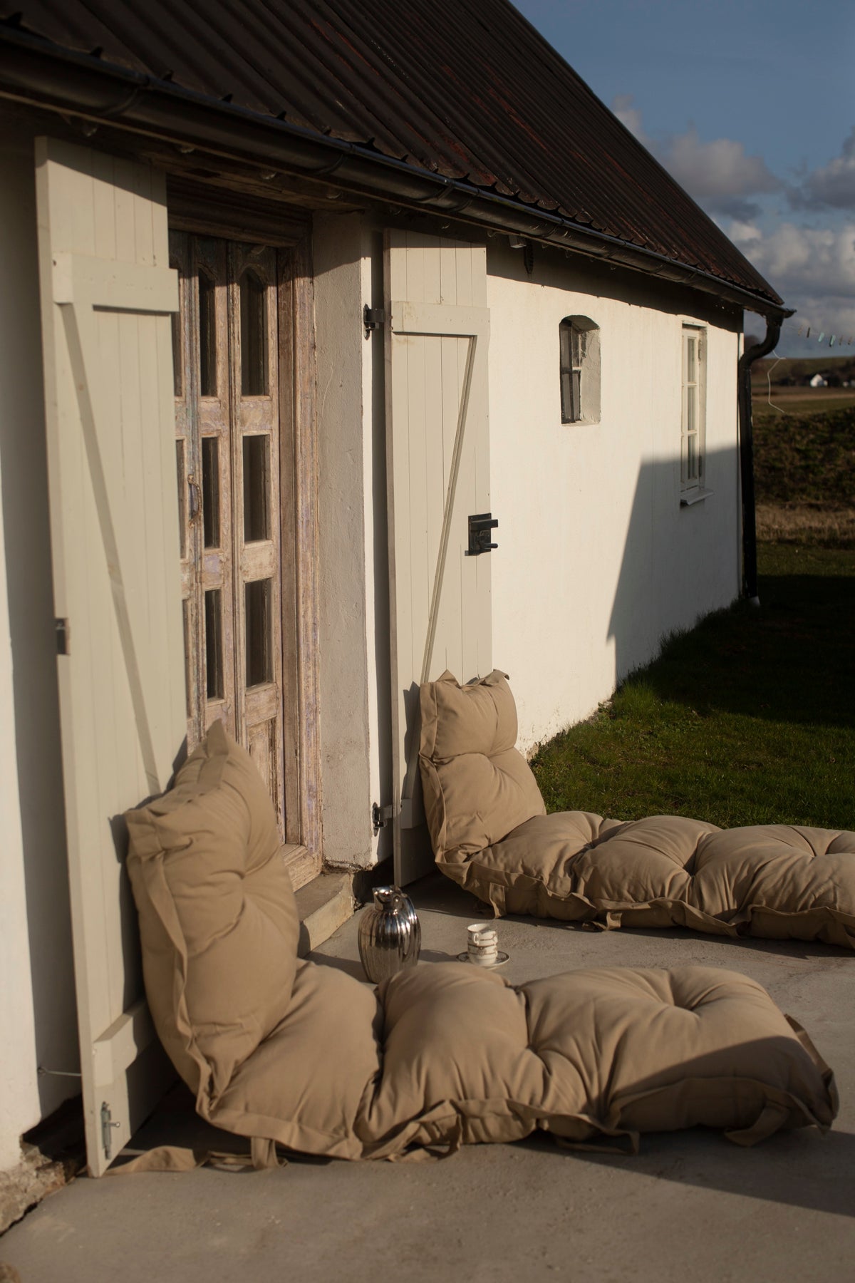 SIT AND SLEEP OUT™ WHITE